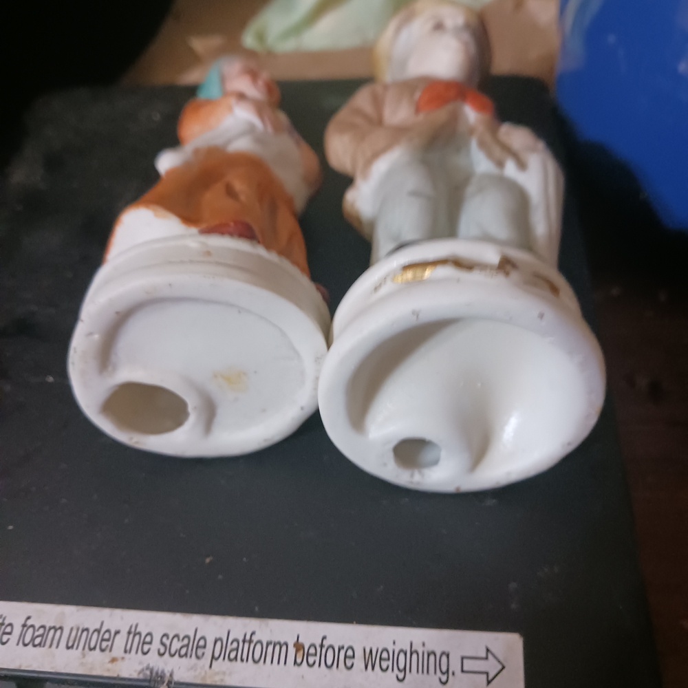 Vintage Ceramic Figurines - Elderly Couple - Picture 2 of 4